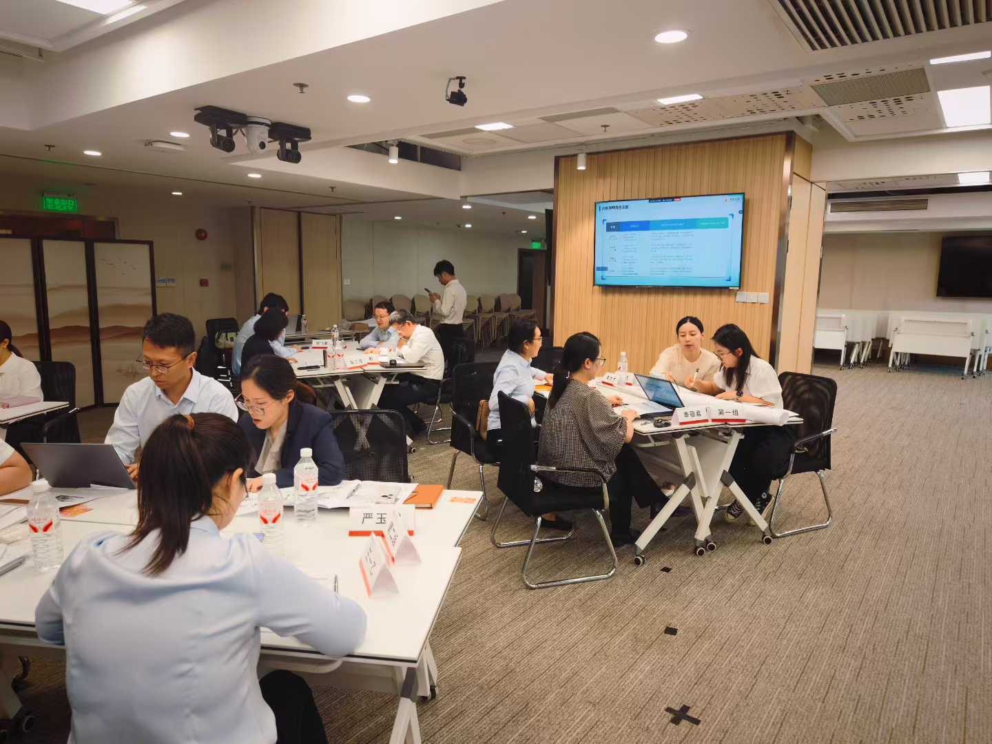 陆河老师授课实景